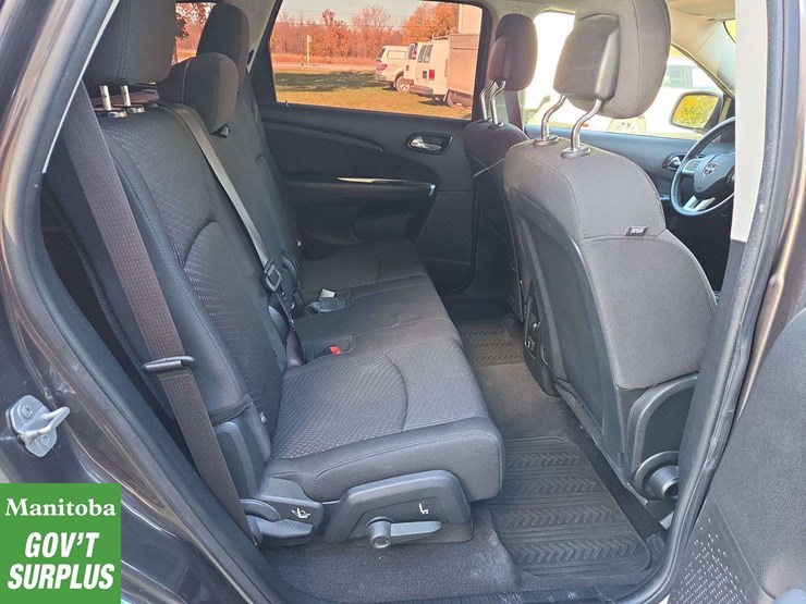 2017-dodge-journey-image-27