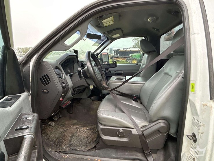2012-ford-f450-image-11