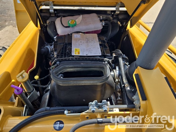 2023-caterpillar-416-image-42