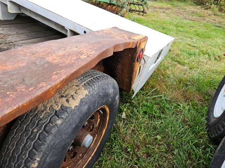 #2126-•-towmaster-tandem-axle-utility-tilt-trailer-image-19