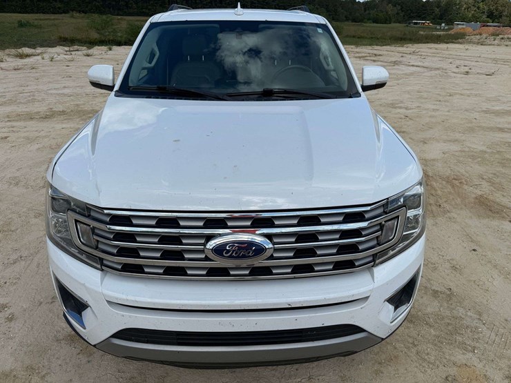 2020-ford-expedition-limited-image-5