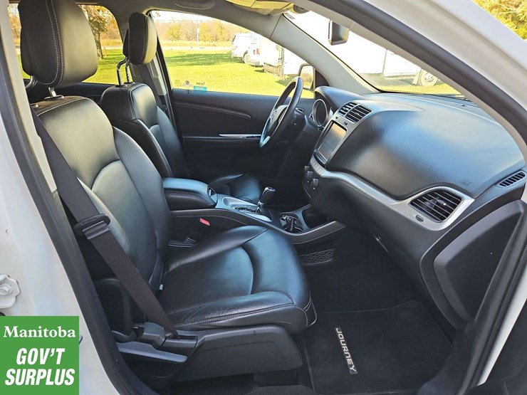 2015-dodge-journey-image-29