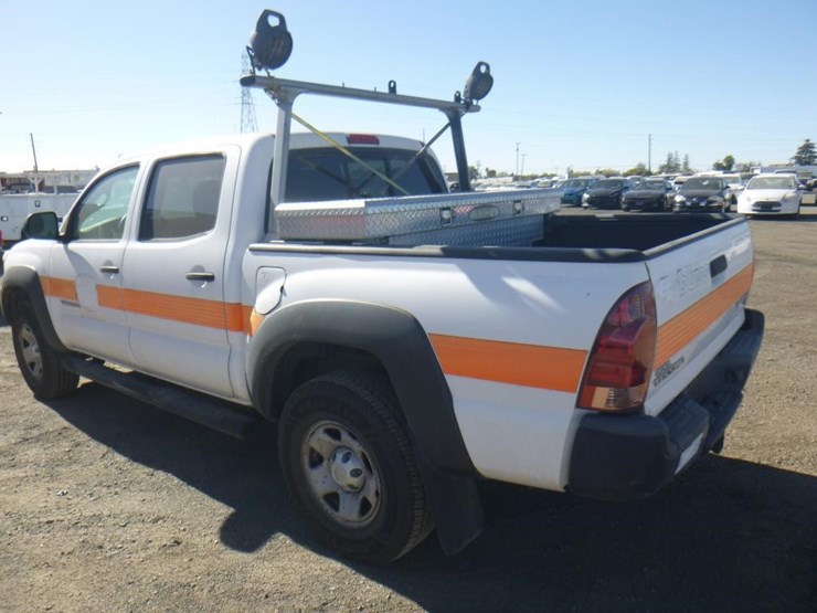2013-toyota-tacoma-image-5
