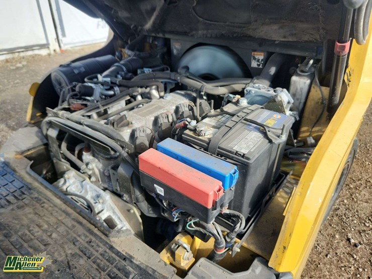 2020-caterpillar-gp30n-image-29