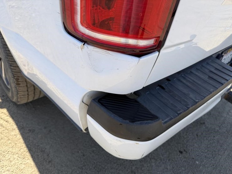 2020-ford-f150-image-12