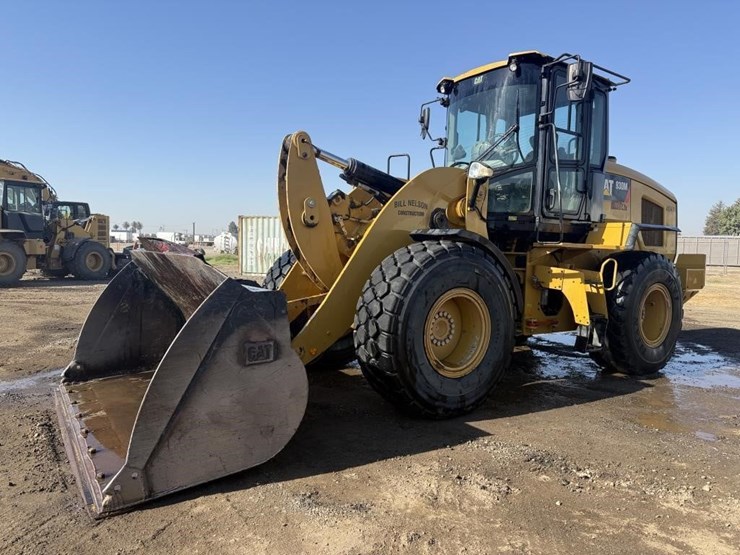 2018-caterpillar-930m-image-1