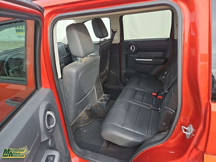 2008-dodge-nitro-image-25