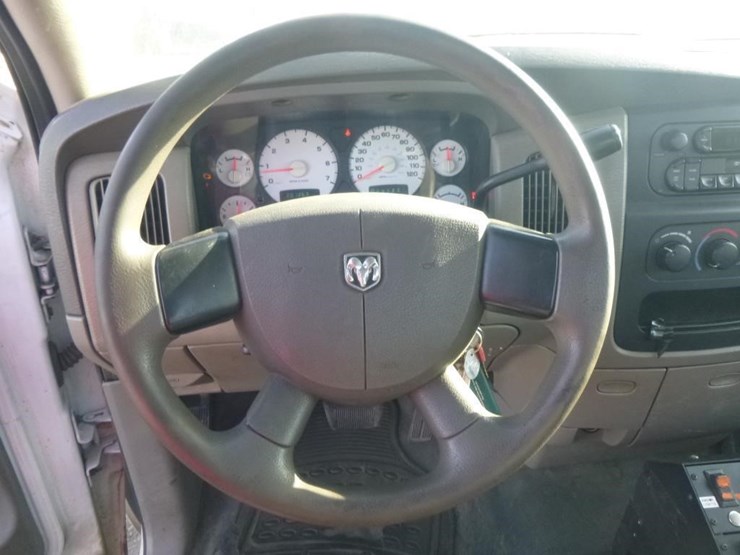 2005-dodge-ram-2500-image-10