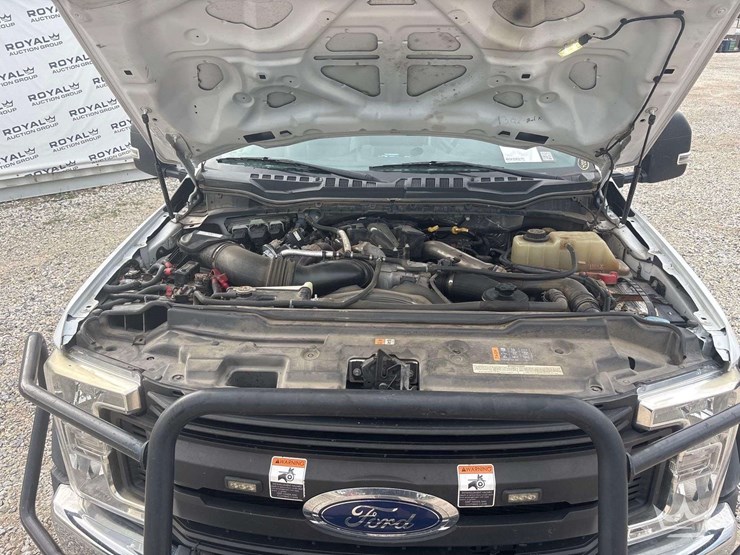 2019-ford-f550-image-8