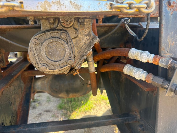 1989-ford-l8000-image-14