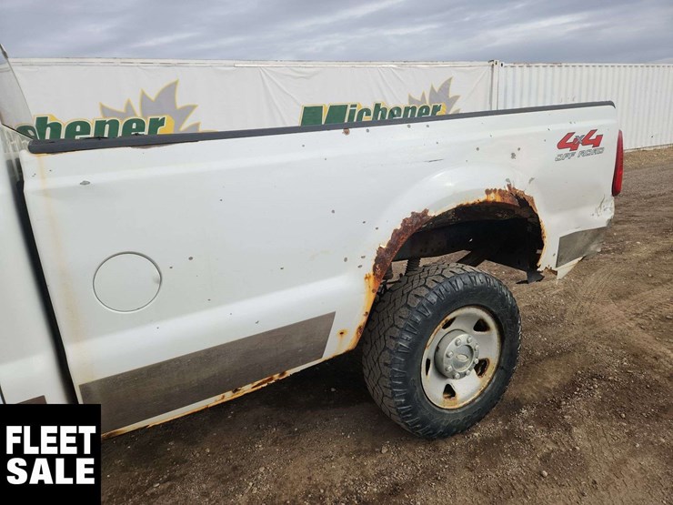 2009-ford-f250-image-24