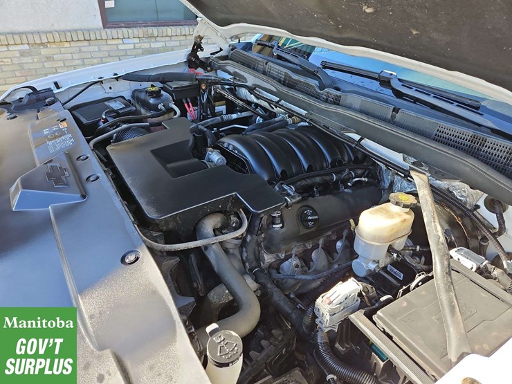 2015-chevrolet-silverado-1500-image-32