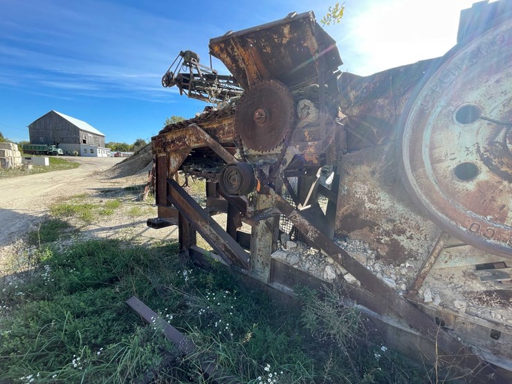 #321-•-rogers-iron-works-jaw-crusher-(west-bend,-wi)-image-8
