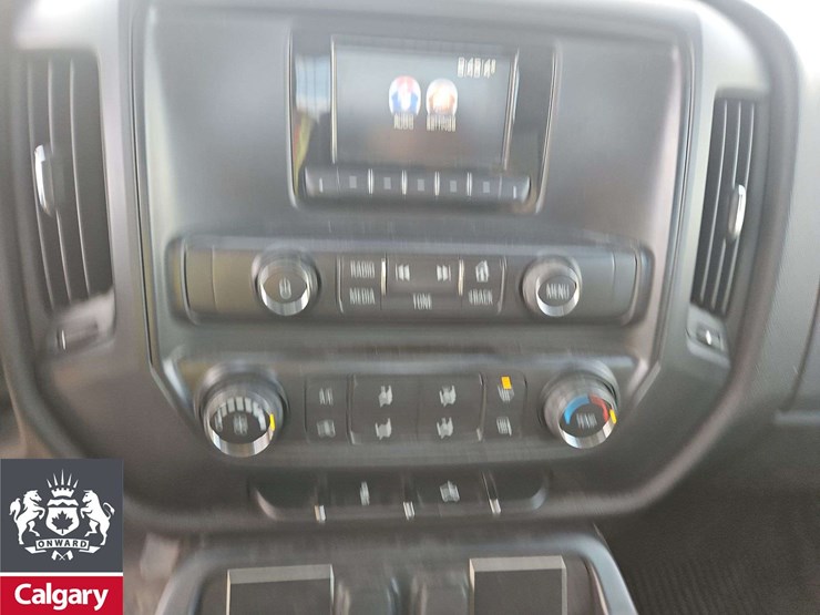 2015-gmc-sierra-2500hd-image-21