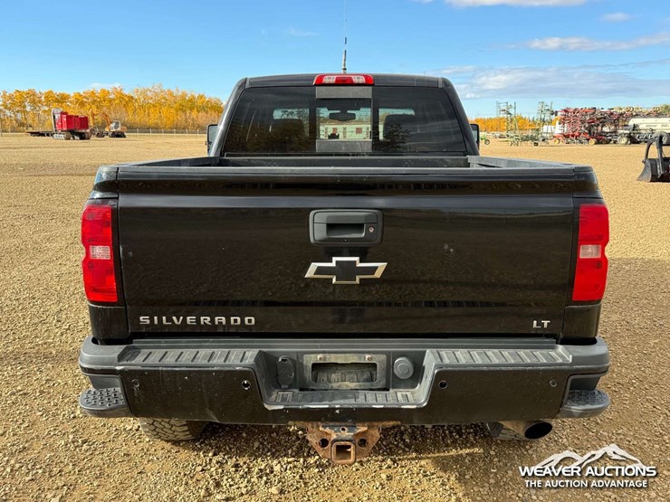 2017-chevrolet-silverado-2500hd-lt-image-34