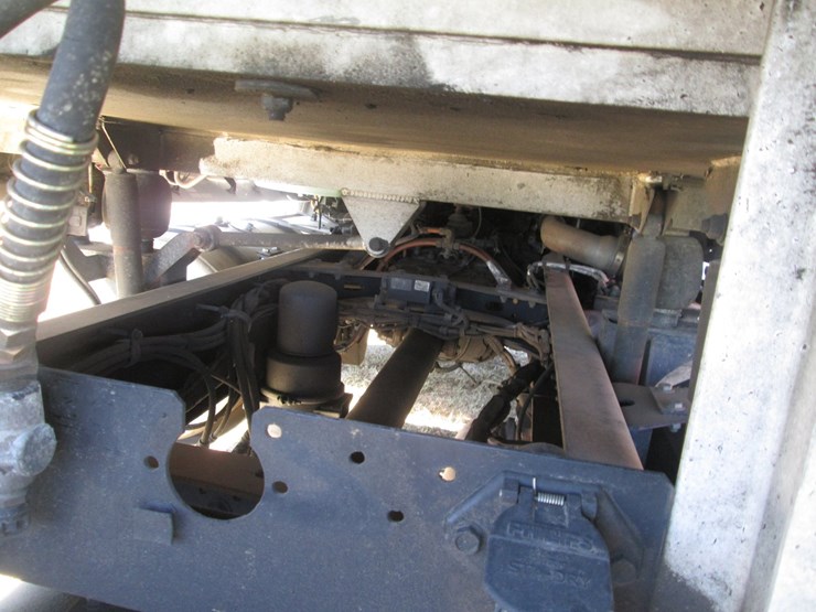 2020-western-star-4900-image-16