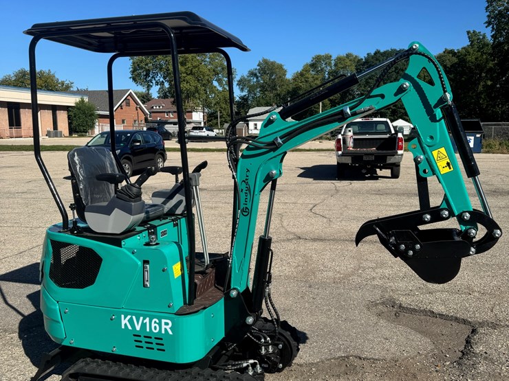 2026-unused-kv16r-mini-excavator-image-1