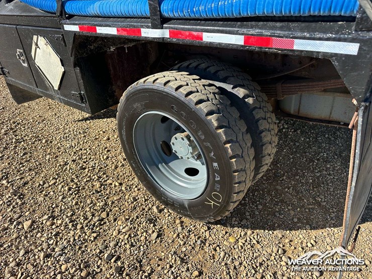 2009-ford-f550-xlt-image-71