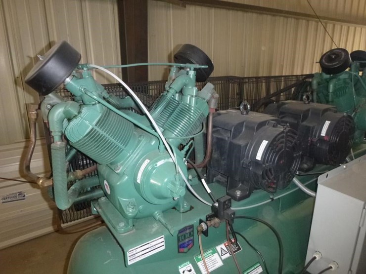 champion-hr1sdf-24-air-compressor-image-2