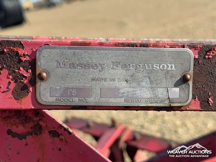 massey-ferguson-8-image-5