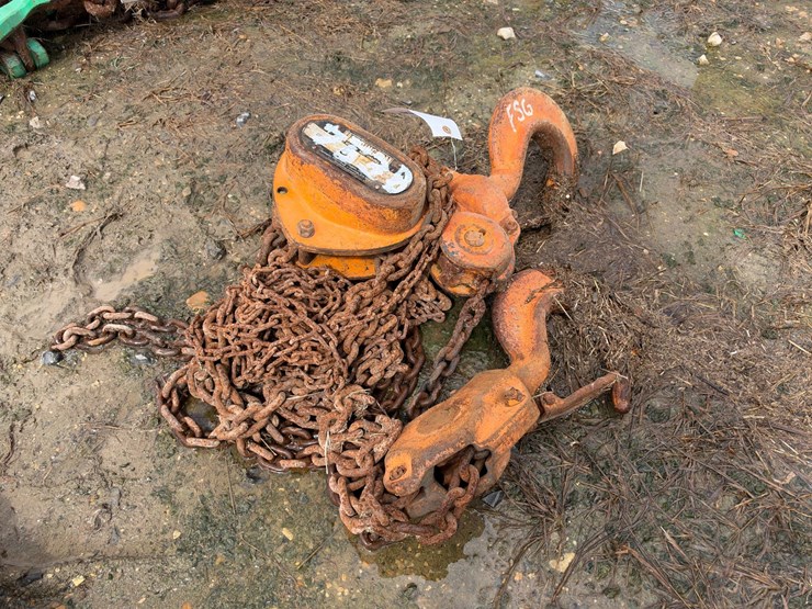 #7538-•-8-ton-chain-fall-and-heavy-duty-rigging-cables-image-2