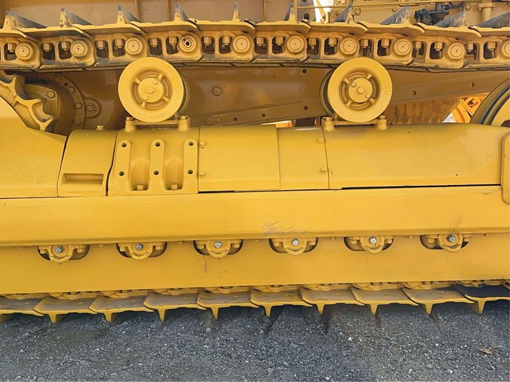 caterpillar-seventy-gas---complete-nut-and-bolt-restoration!-image-19