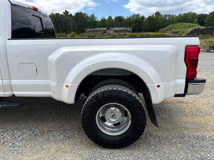 2017-ford-f350-image-22