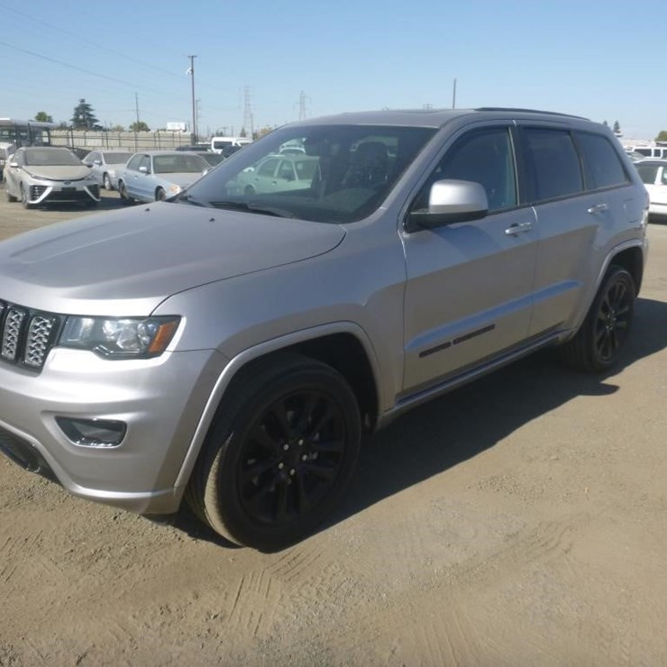 2018 JEEP GRAND CHEROKEE