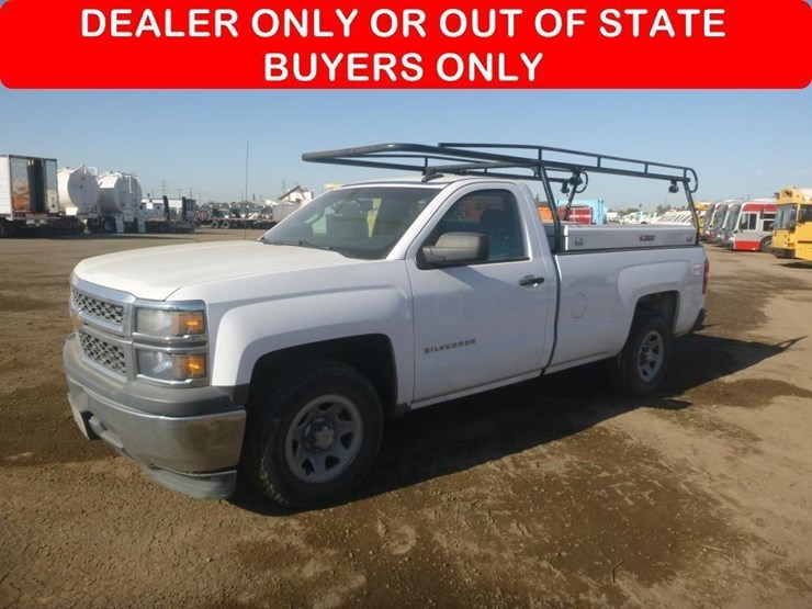 2015-chevrolet-1500-image-1