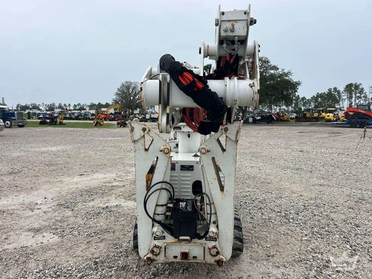 2019-altec-at37gw-image-26