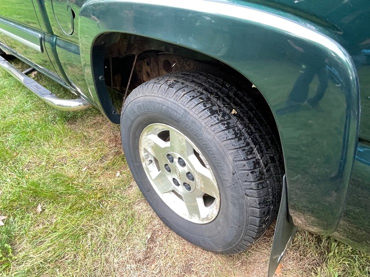 2005-chevrolet-1500-image-26
