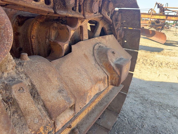 caterpillar-fifty-diesel-image-13