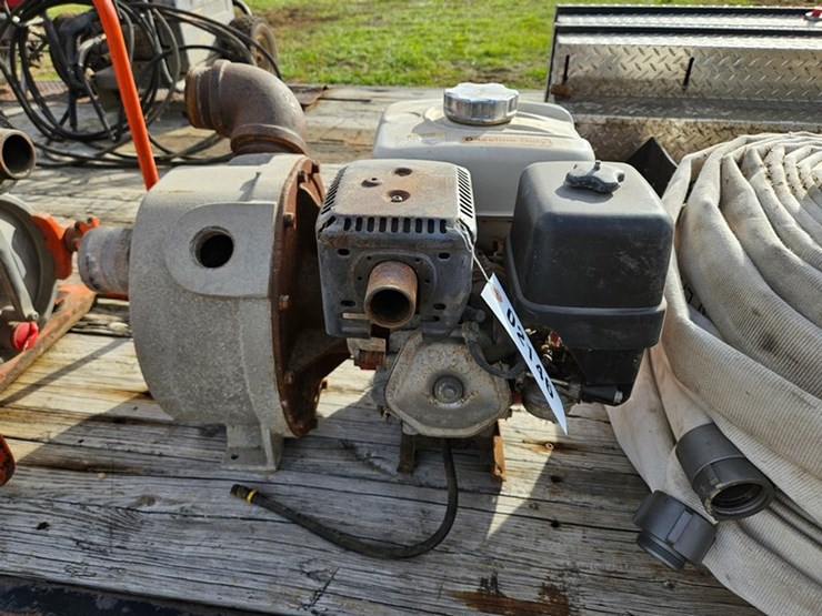 #2146-•-honda-3"-gas-powered-water-pump-image-1