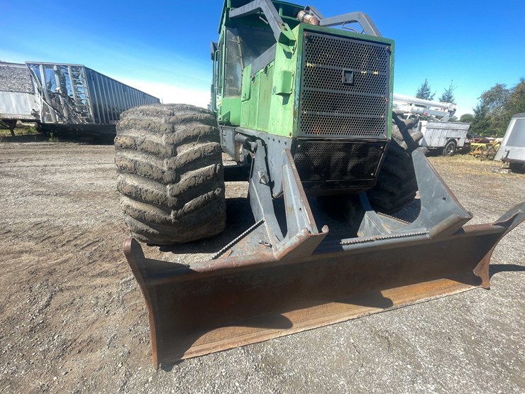 2000-john-deere-660-image-49