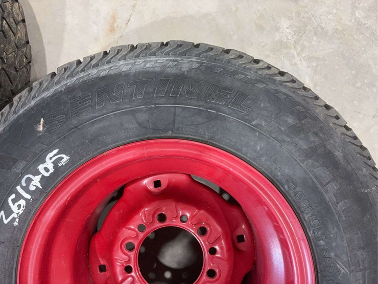 (2)-sentinel-31x10.50r15lt-implement-tires-on-6-hole-rims-image-6