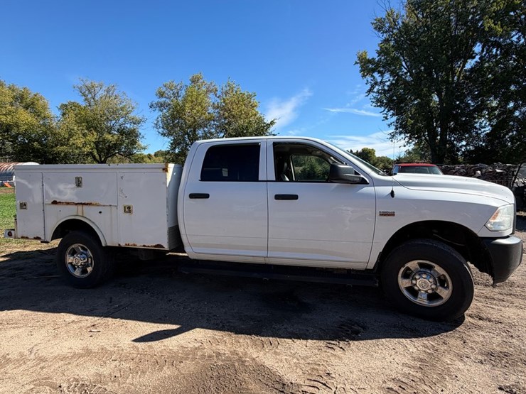 #147-•-2014-dodge-truck-(has-wi-title)-(bear-creek,-wi)-image-3