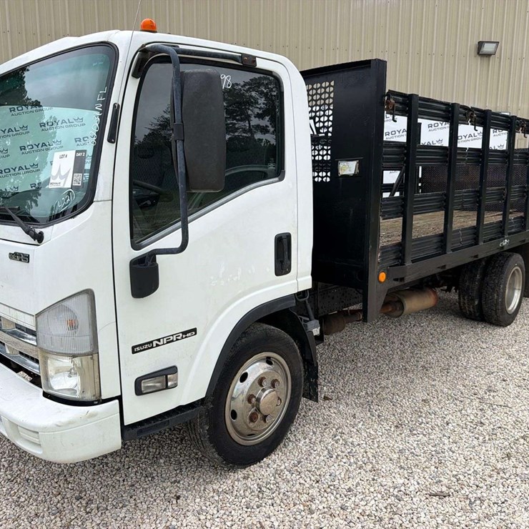 2008 ISUZU NPR