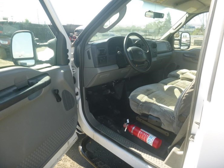 2005-ford-f250-image-5