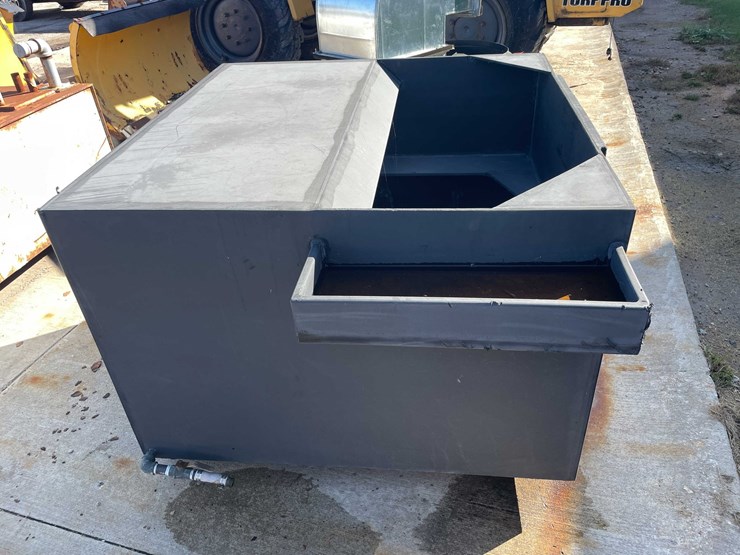 #1839-•-325-gallon-outboard-motor-test-tank-image-2