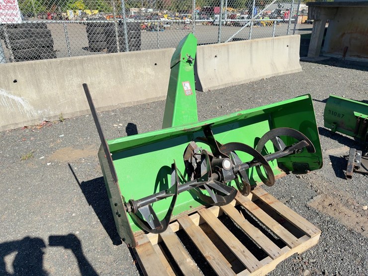 john-deere-1575-image-11