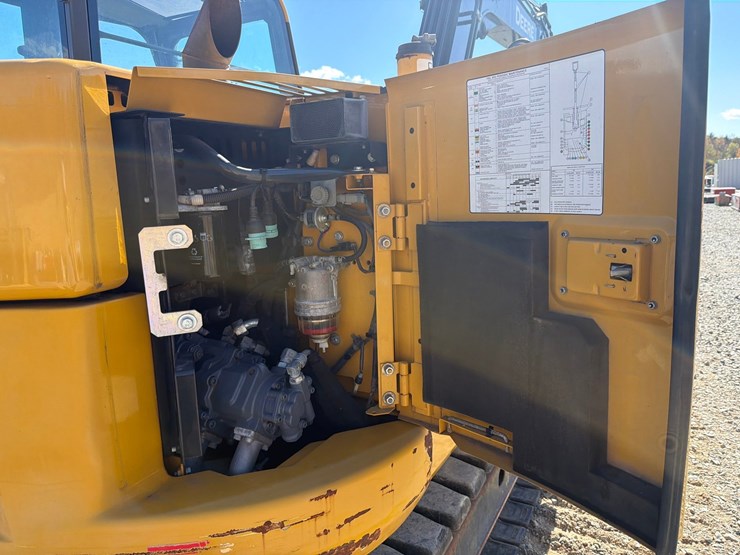 deere-85g-image-58