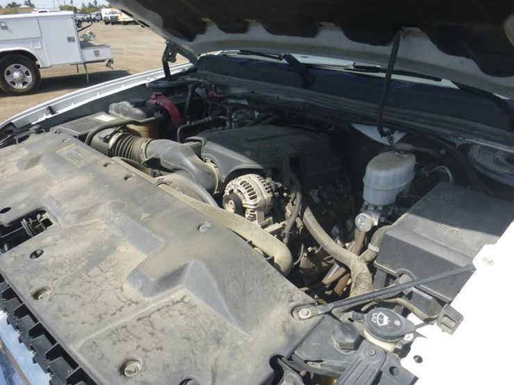 2009-chevrolet-3500hd-image-10