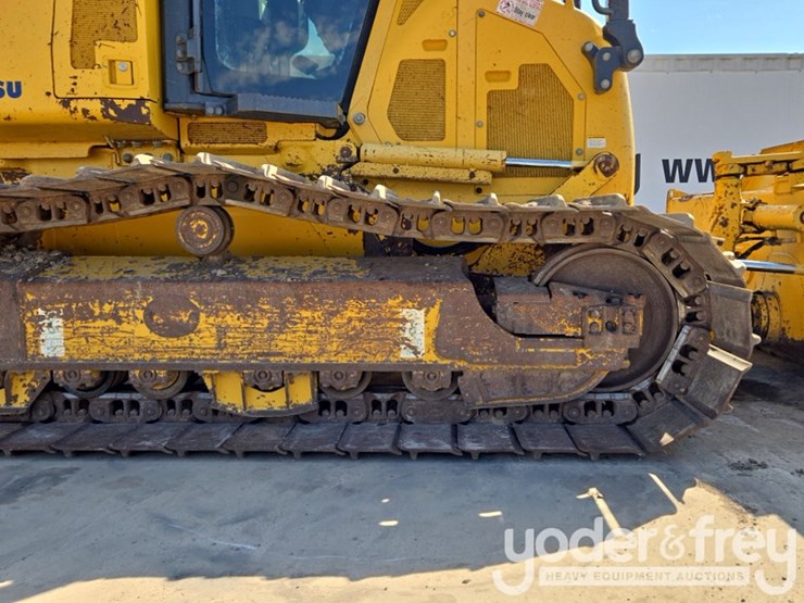 2020-komatsu-d39px-24-image-15