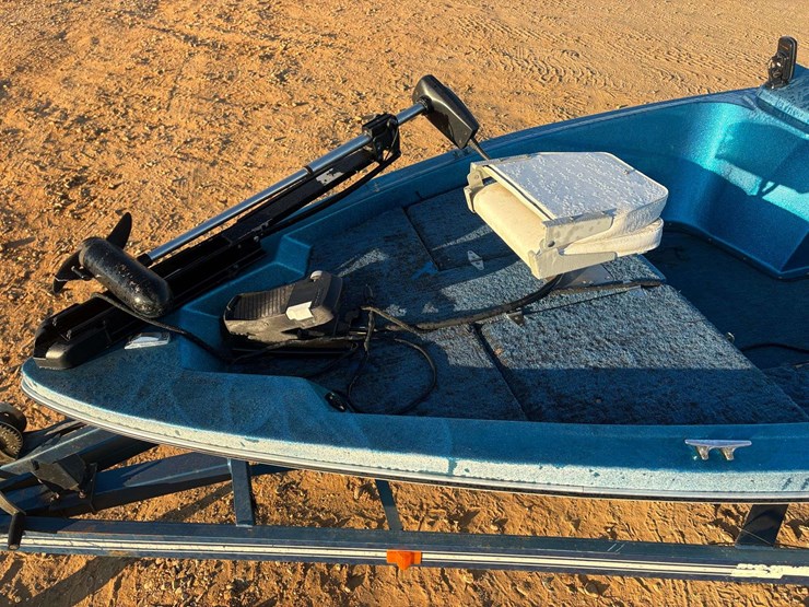 1987-16'-bass-boat-w/-trailer-image-10