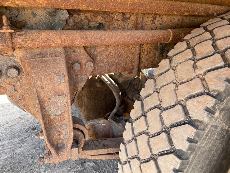 2015-western-star-4900sb-image-26