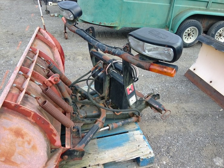 90"-boss-snowplow-image-5