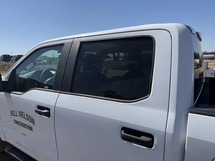2020-ford-f150-image-18