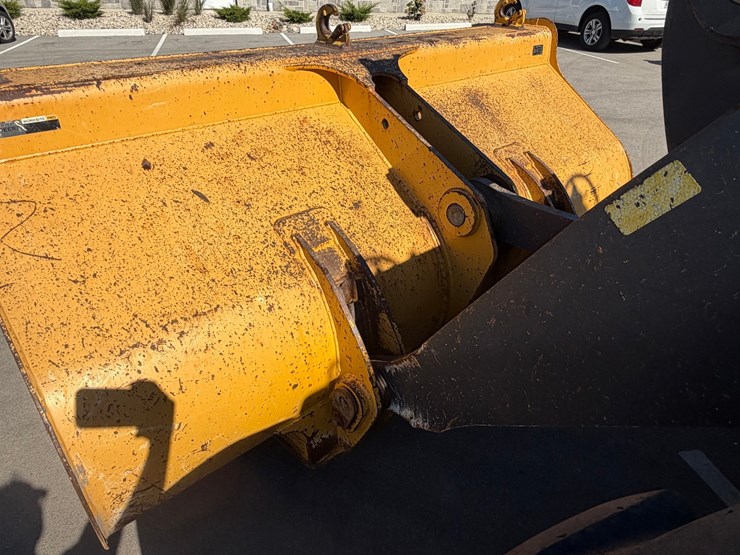deere-544k-image-38