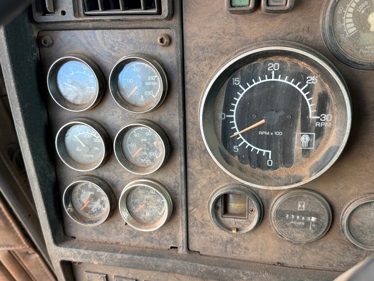kenworth-t800-image-42