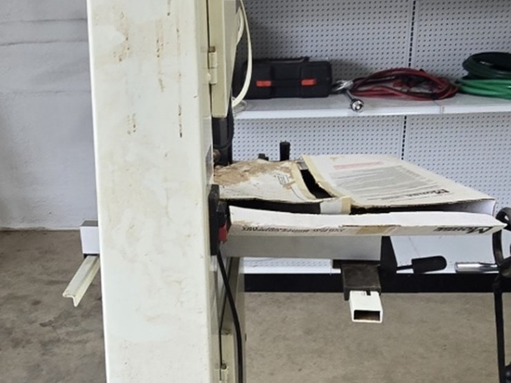 band-saw-image-5